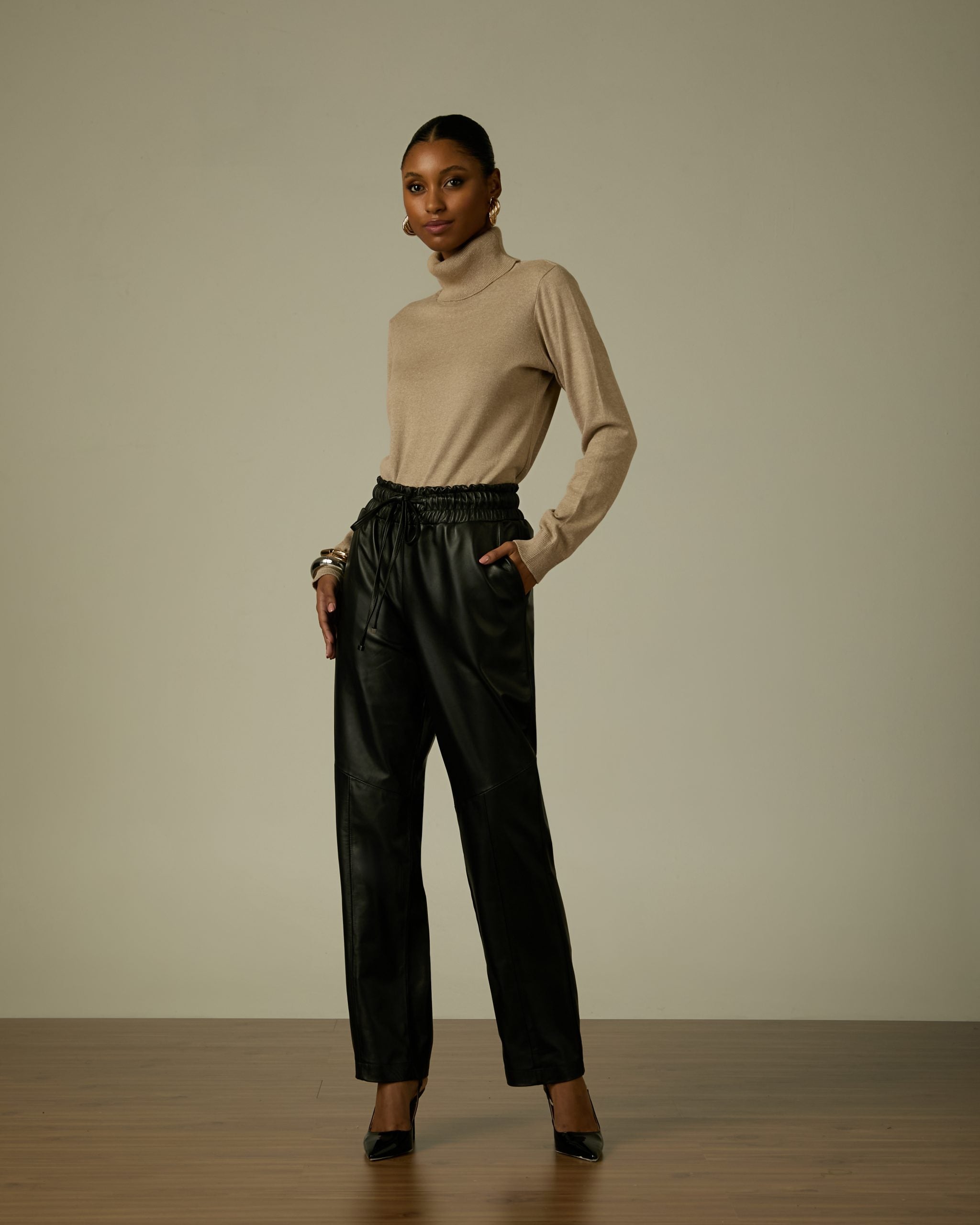Calça Gisele Couro Preto ammis