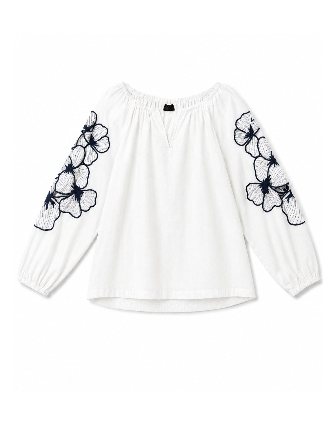 Blusa feminina branca com mangas bordadas e decote V AMMIS