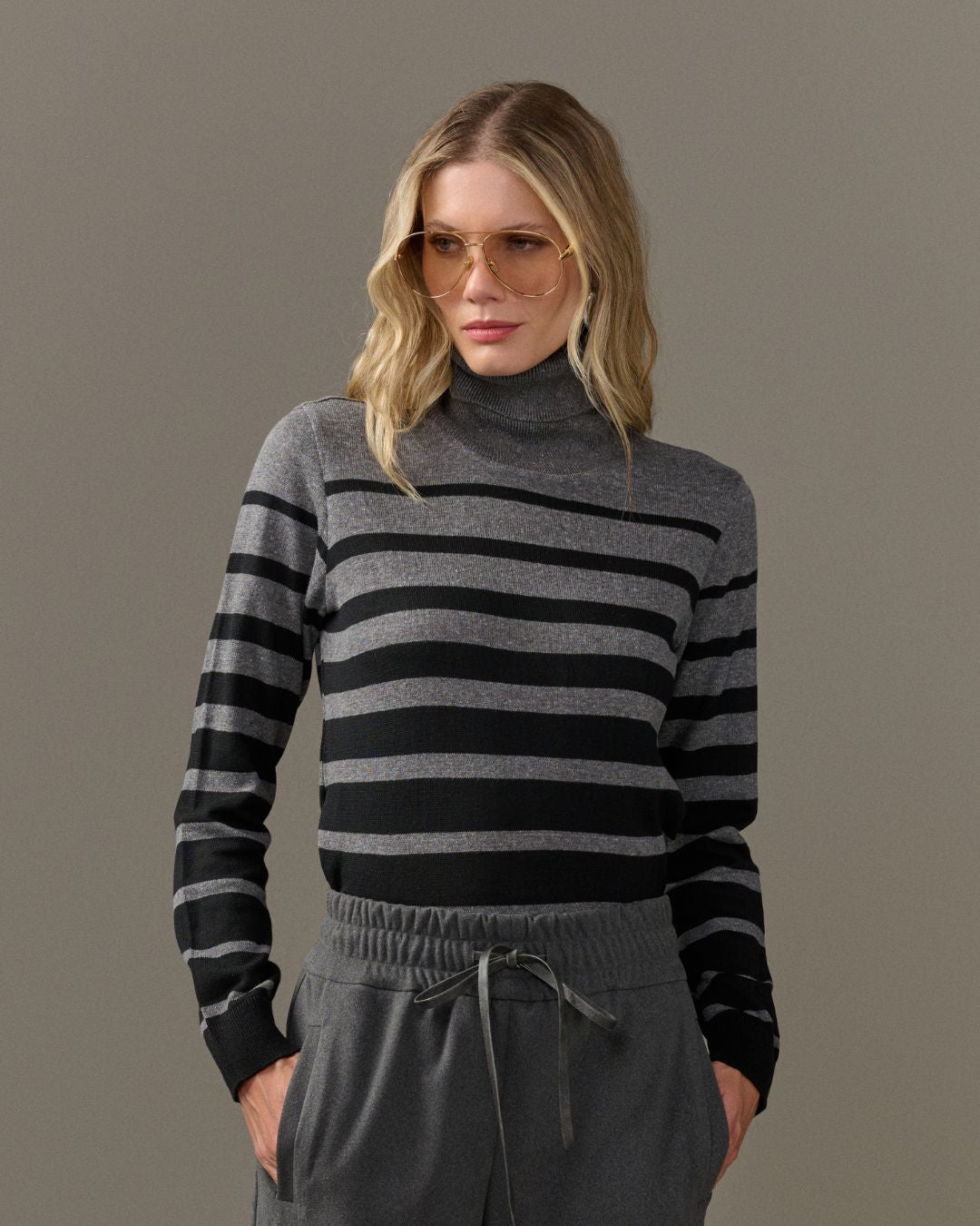 BLUSA NICE TRICOT CINZA