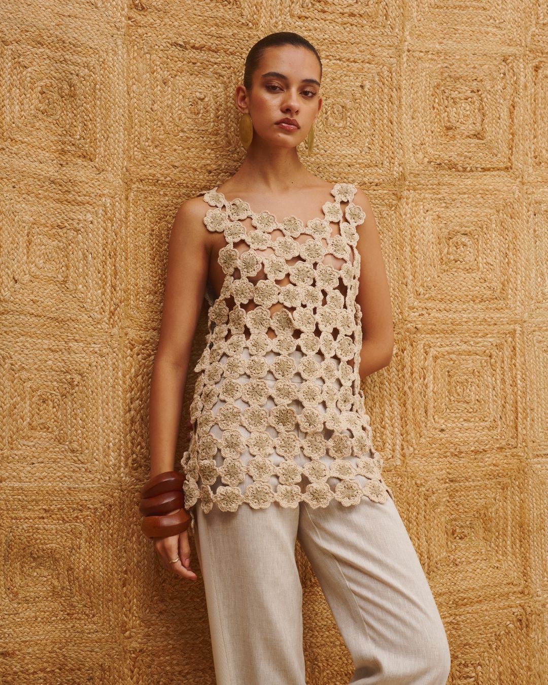 Vestido de crochê handmade feminino com mandalas florais feito à mão AMMIS
