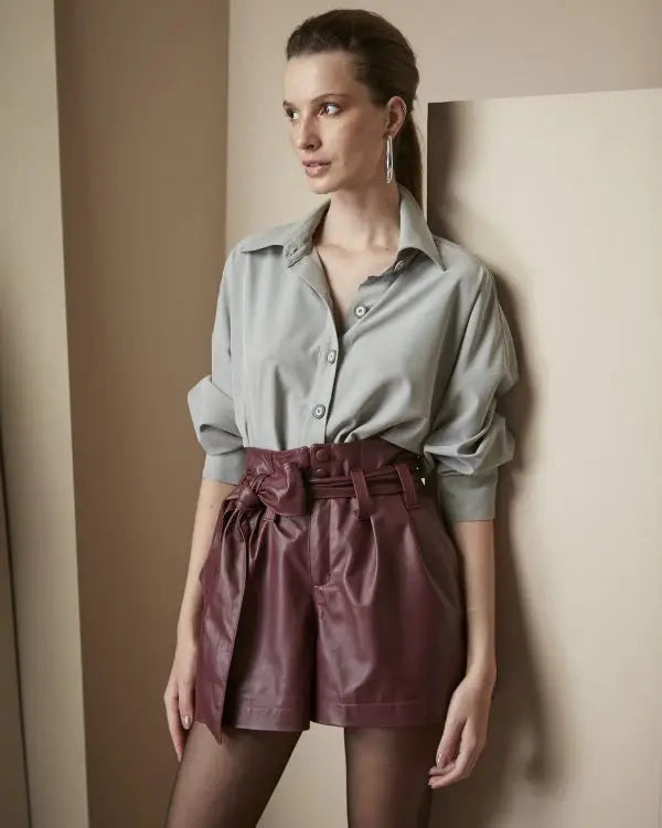 Short Pamela Couro Merlot da Ammis