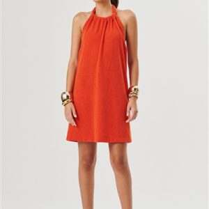 Explore a sofisticação descontraída do Vestido Ayla Malha Coral da Ammis Moda!